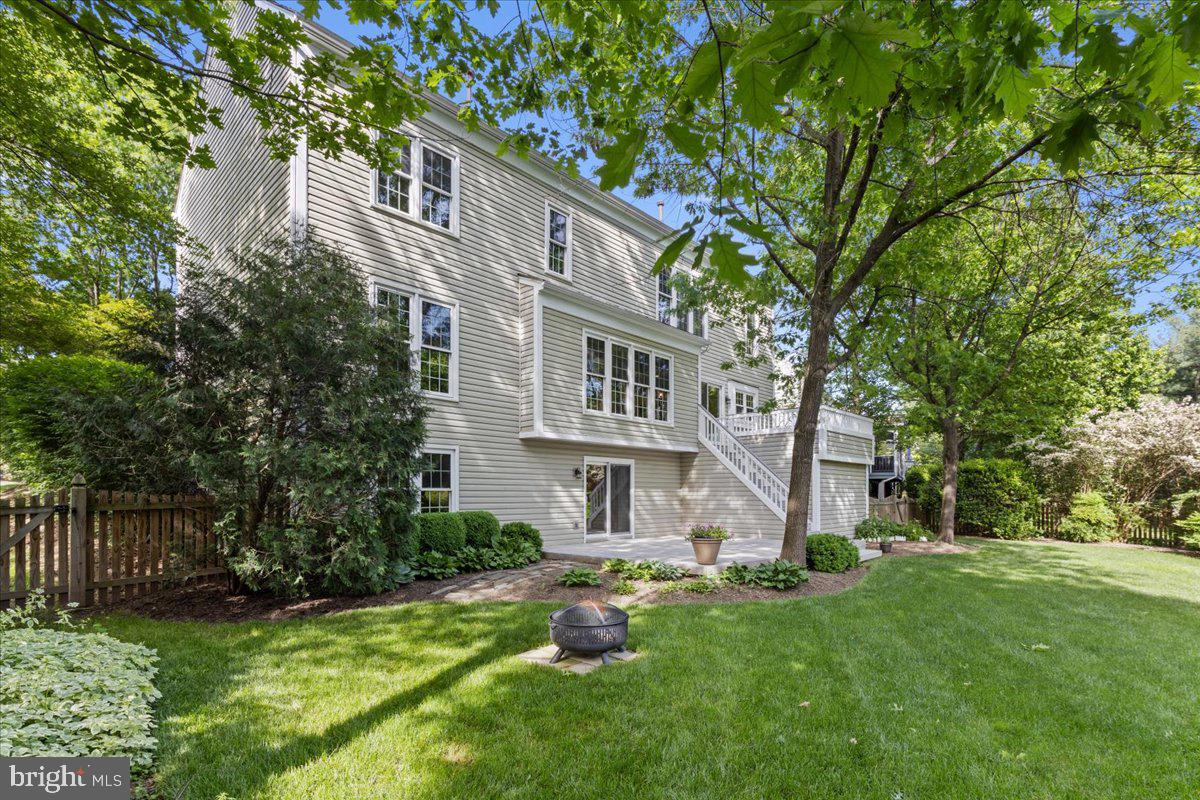 WOODLEA MANOR - Residential