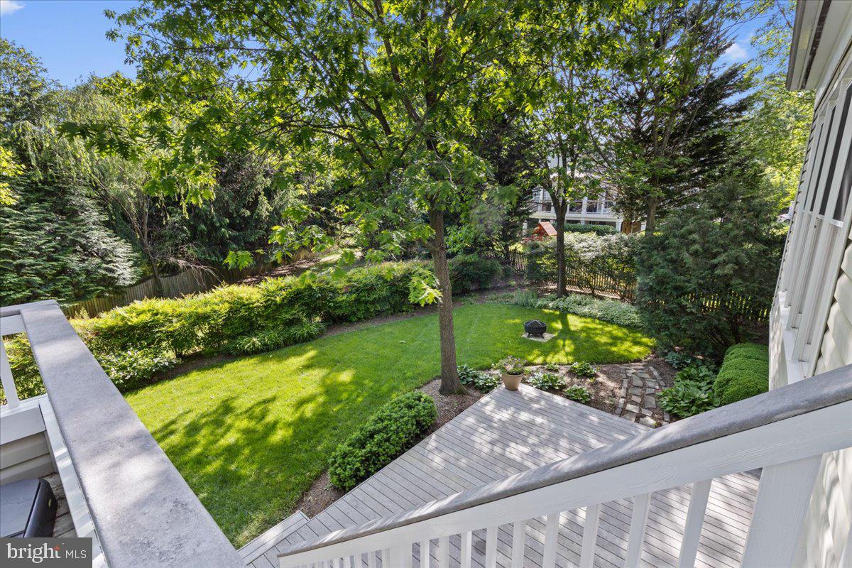 WOODLEA MANOR - Residential