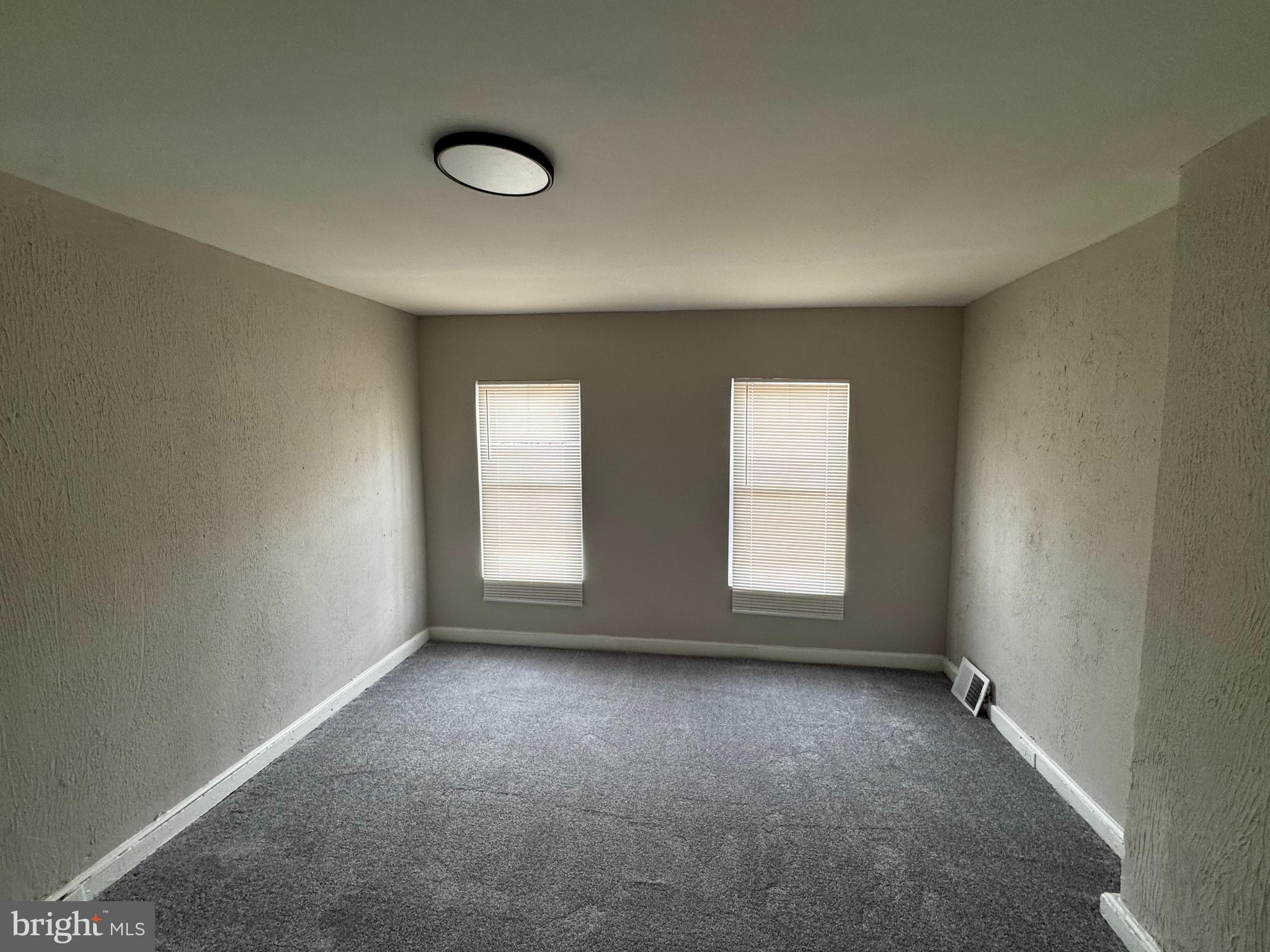 MIDTOWN EDMONDSON - Residential