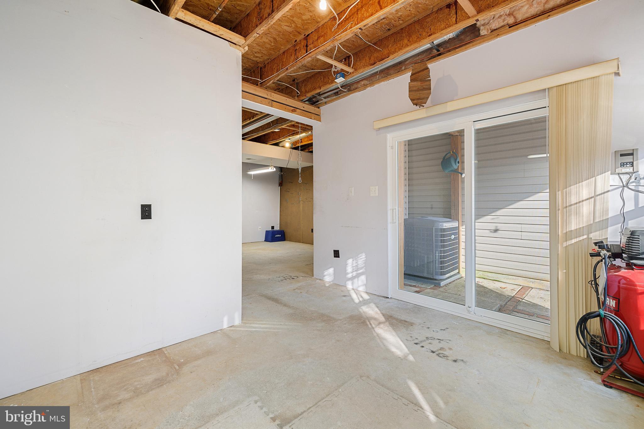 STONEHURST - Residential