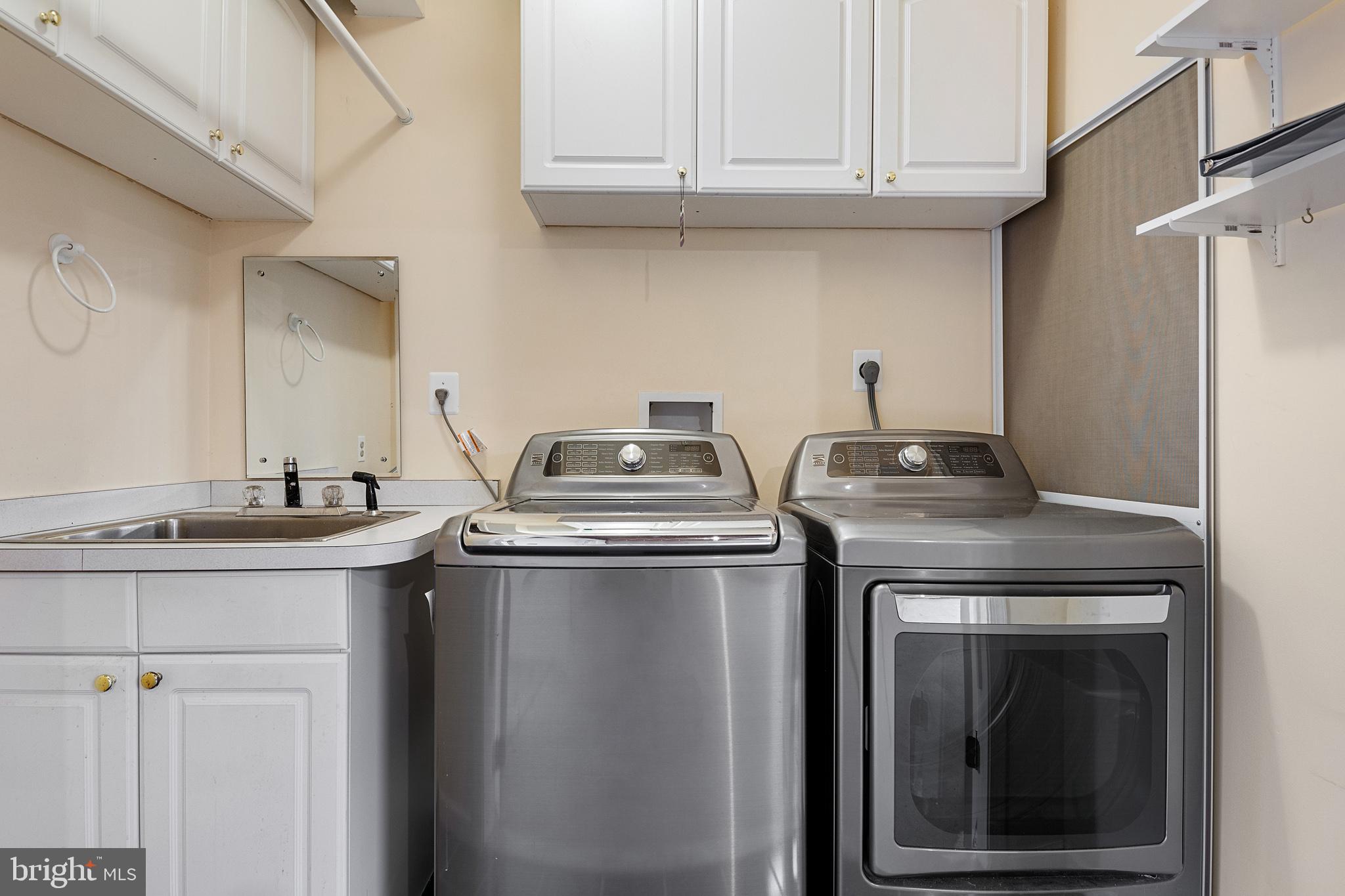 STONEHURST - Residential