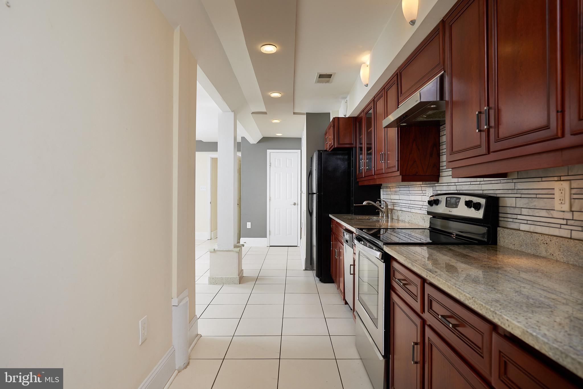 910 T STREET NW #B