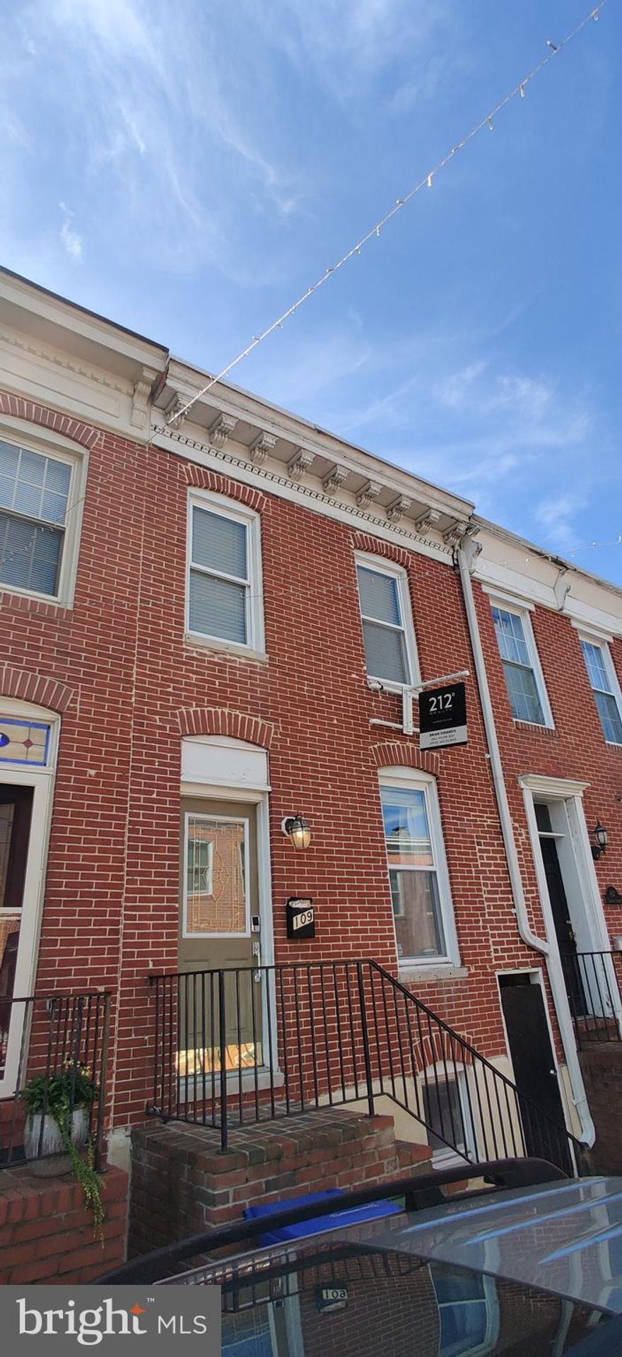 Experience the allure of urban living in this enchanting 2-bedroom, 1-bathroom townhome nestled in the heart of Riverside. The living and dining room combo welcomes you with a blend of sophistication and warmth, featuring hardwood floors, exposed brick accents, and thoughtfully designed built-in shelving.

The well-appointed kitchen is a chef's dream, equipped with all essential appliances, abundant storage options, and expansive counter space for culinary endeavors. French doors beckon you to the fenced rear yard, creating a seamless transition between indoor and outdoor living spaces.

Ascend the carpeted staircase to discover two bedrooms, each bathed in an abundance of natural light, creating a serene and inviting atmosphere. The full-sized bath on this level is a sanctuary of relaxation, featuring a vanity and a glass-enclosed shower. Convenience meets modern living with in-unit laundry included for added ease.

Venture into the unfinished basement—a versatile space that can serve as additional storage or a utility area, adapting to your lifestyle needs. Immerse yourself in the vibrant neighborhood, with an array of shops to explore and the scenic Riverside Park within walking distance.

This townhome isn't just a residence; it's a testament to the perfect fusion of charm, convenience, and modern living in the heart of Riverside. Seize the opportunity to make this enchanting property your home and relish in the vibrant energy of this sought-after neighborhood. *Advertised price is for 15+ month leases, please reach out for 12 month pricing*