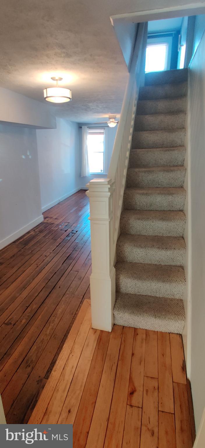 RIVERSIDE PARK - Residential Lease