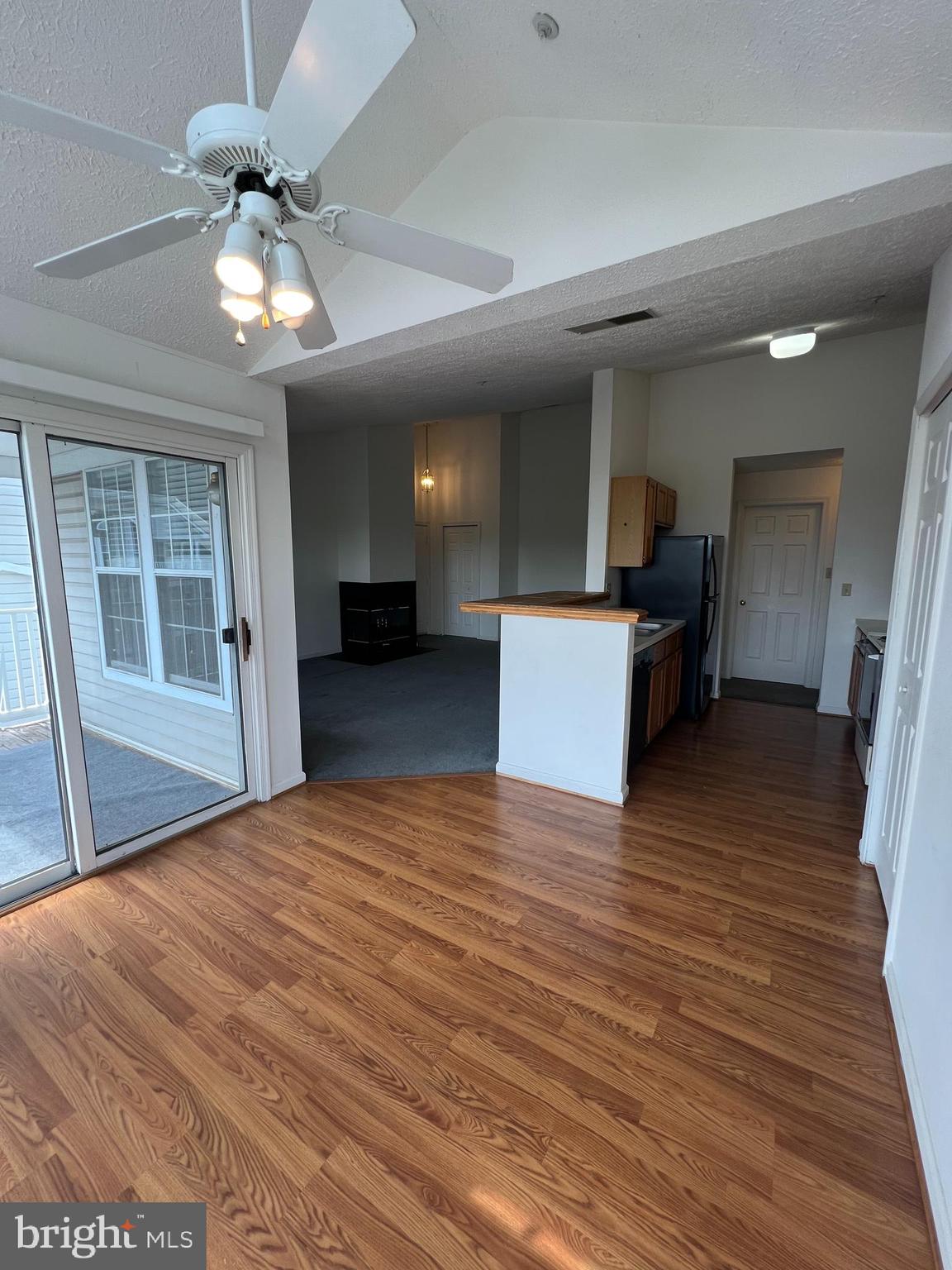 STUART MECHANIC - Residential Lease