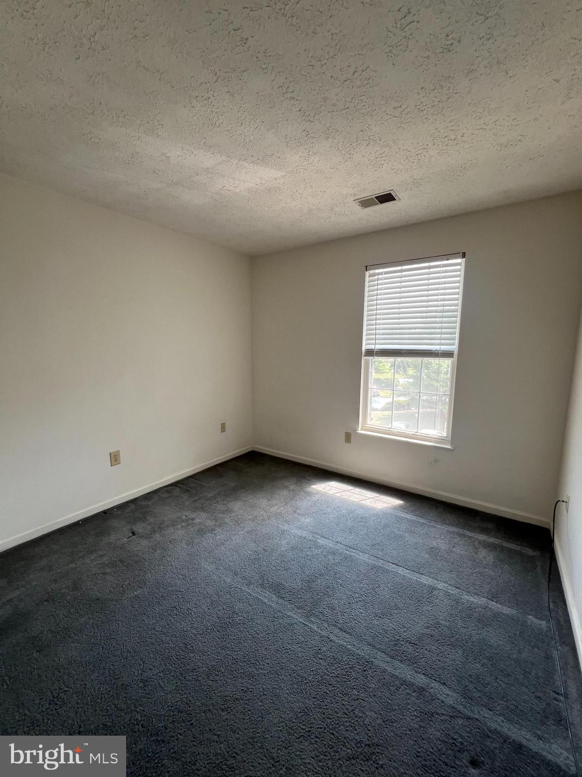 STUART MECHANIC - Residential Lease