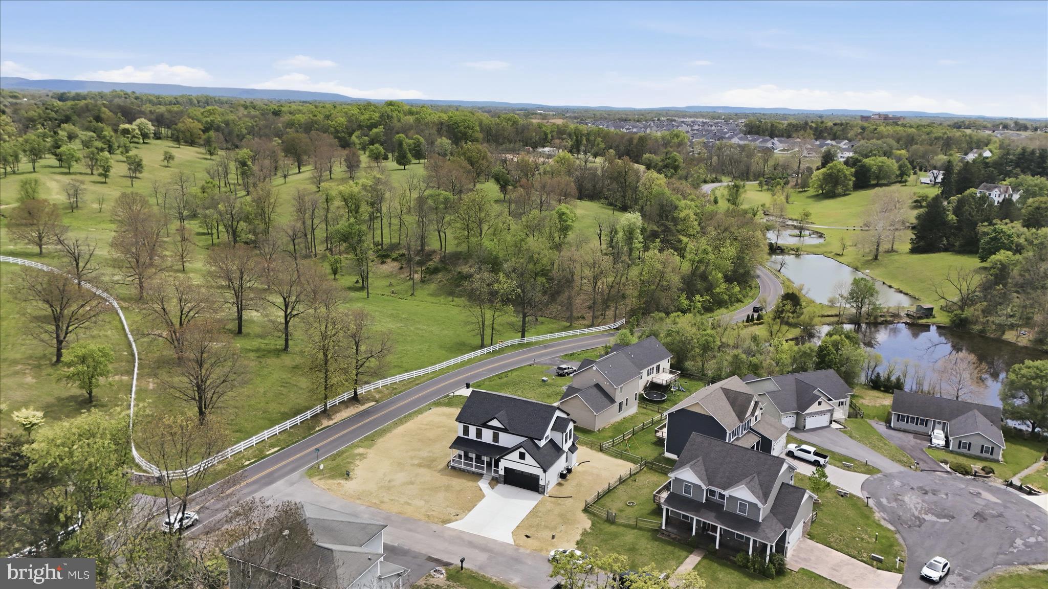 STONEBRIDGE - Residential