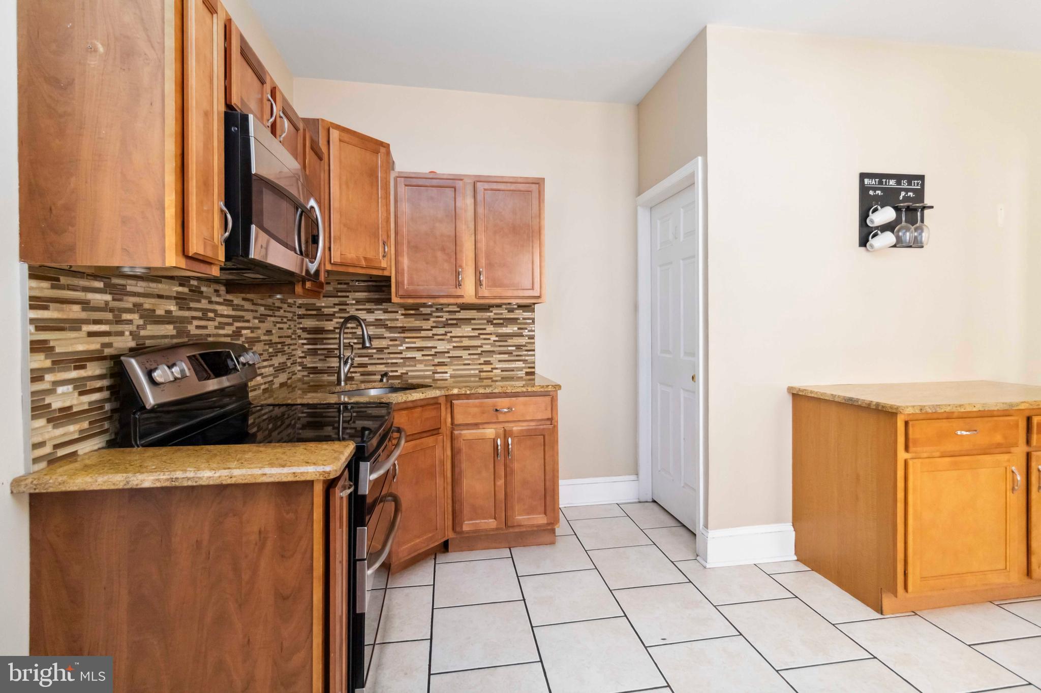 FERN ROCK - Residential