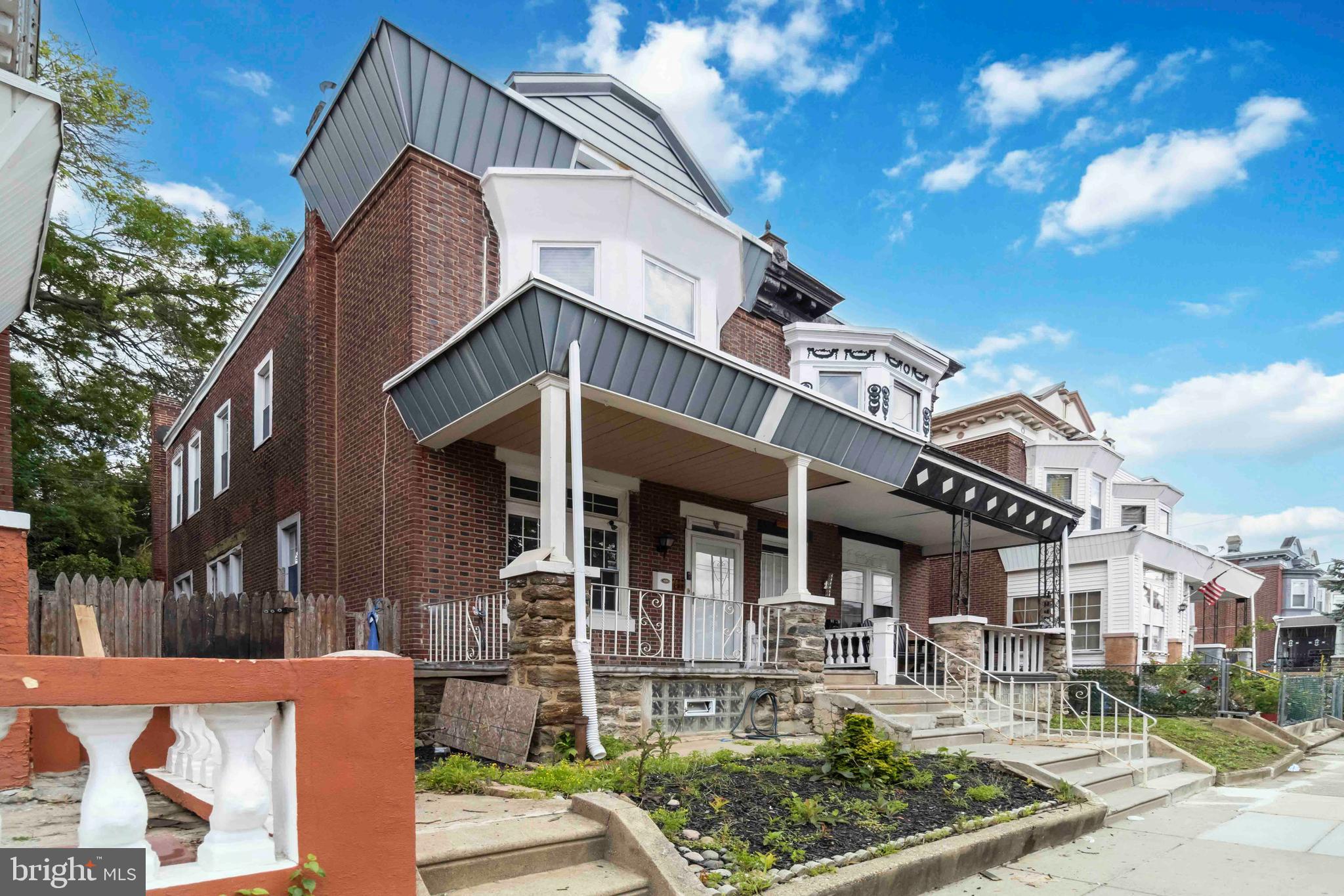 FERN ROCK - Residential