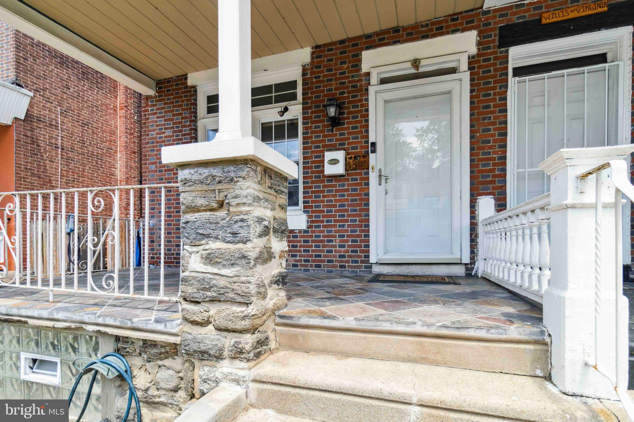 FERN ROCK - Residential