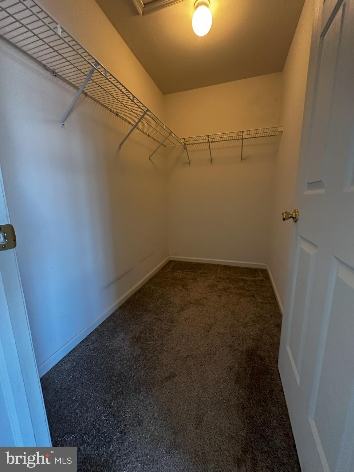 HUNT CLUB - Residential Lease