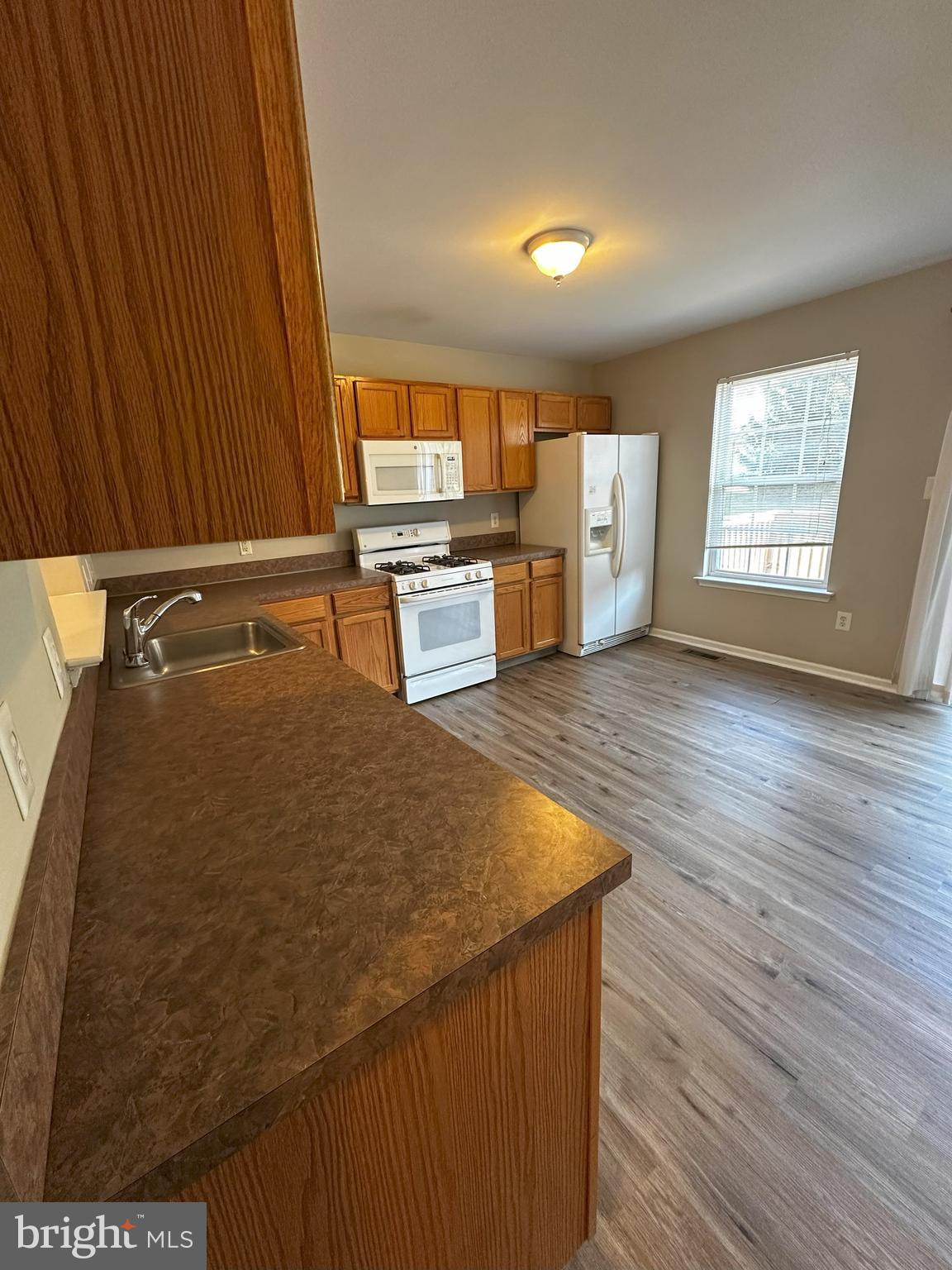 HUNT CLUB - Residential Lease