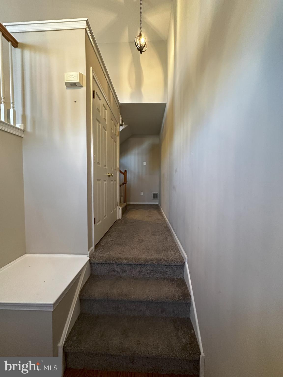 HUNT CLUB - Residential Lease