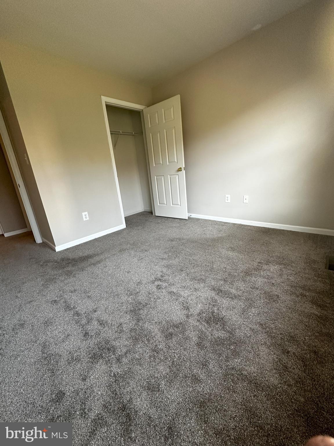 HUNT CLUB - Residential Lease