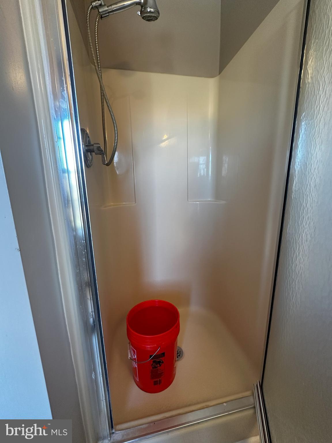 HUNT CLUB - Residential Lease