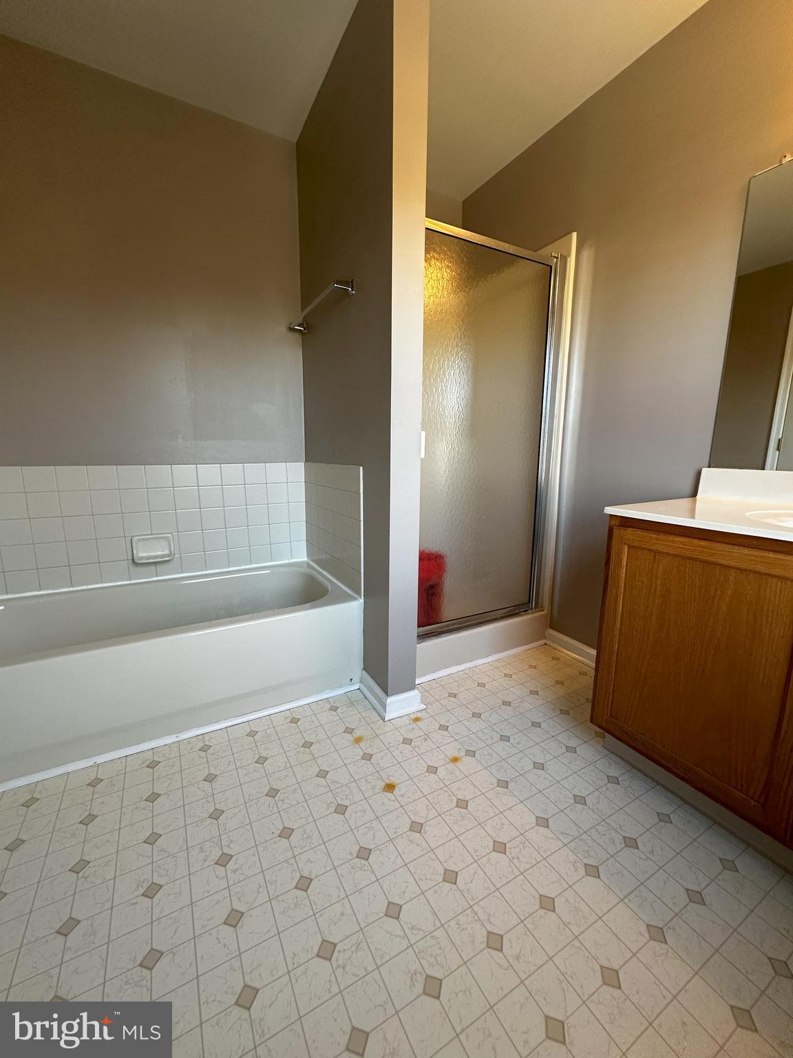 HUNT CLUB - Residential Lease