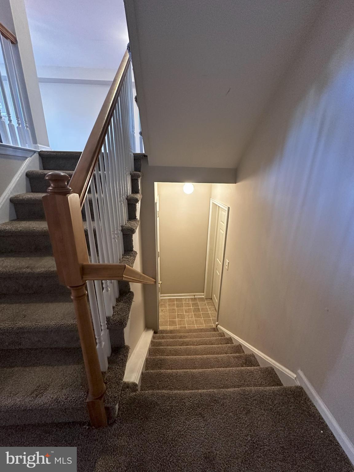 HUNT CLUB - Residential Lease