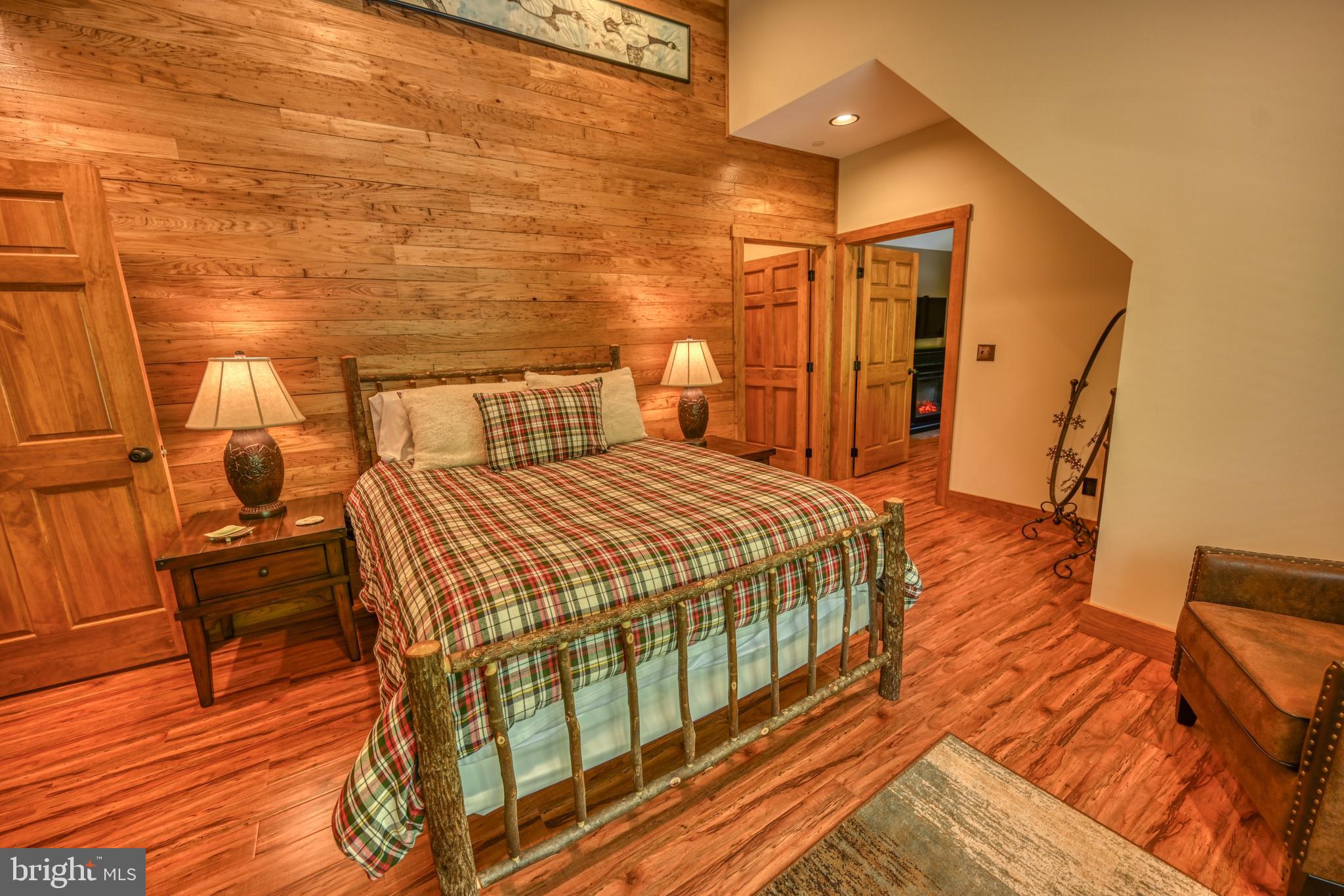 TURKEY NECK ESTATES - Residential