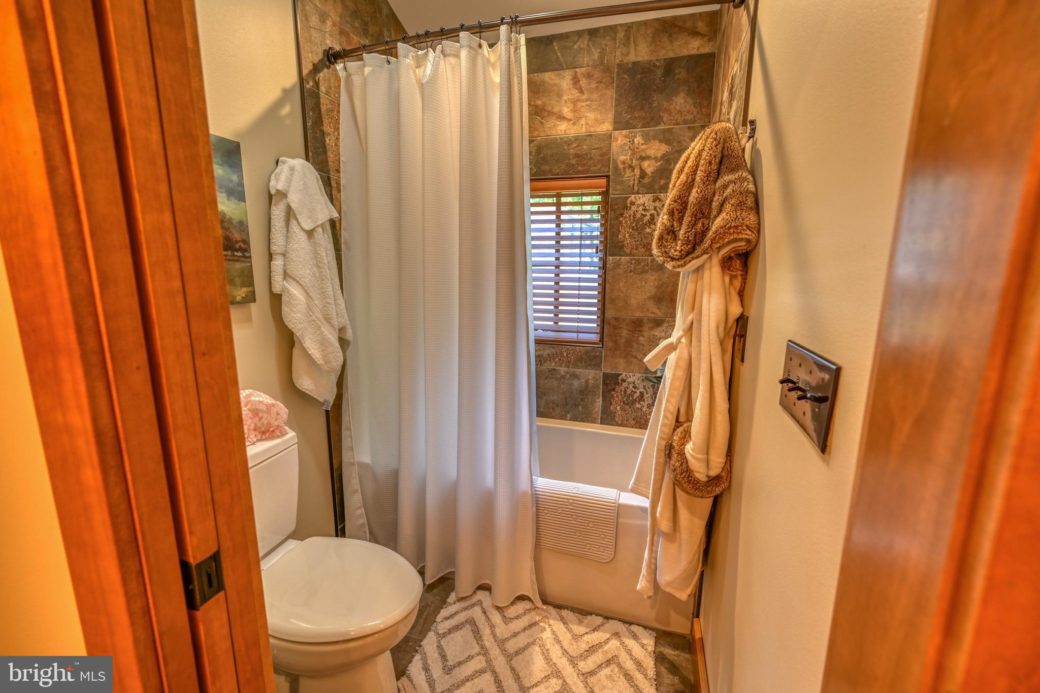 TURKEY NECK ESTATES - Residential