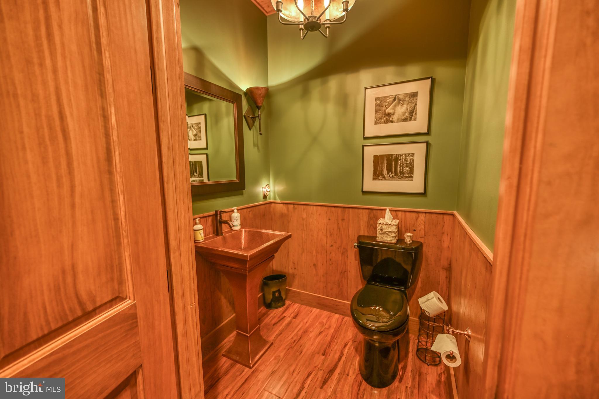 TURKEY NECK ESTATES - Residential