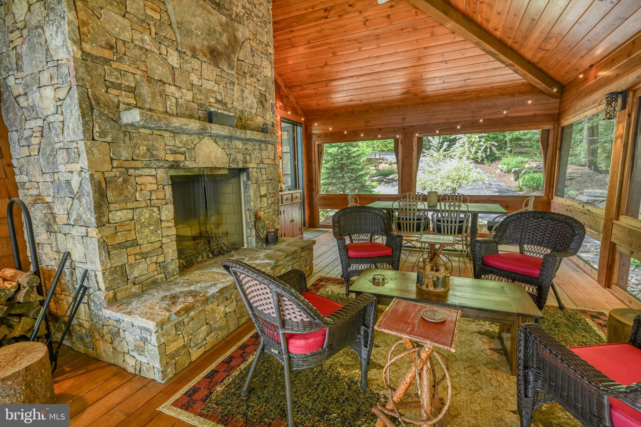 TURKEY NECK ESTATES - Residential