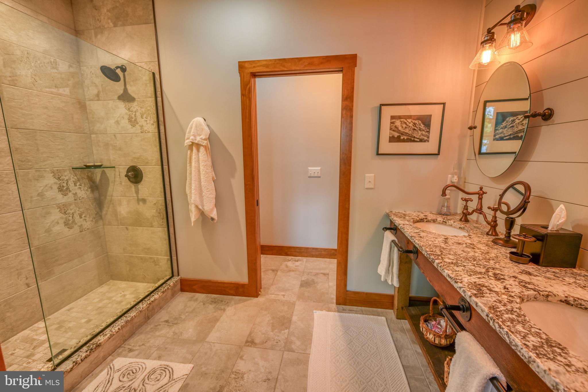 TURKEY NECK ESTATES - Residential