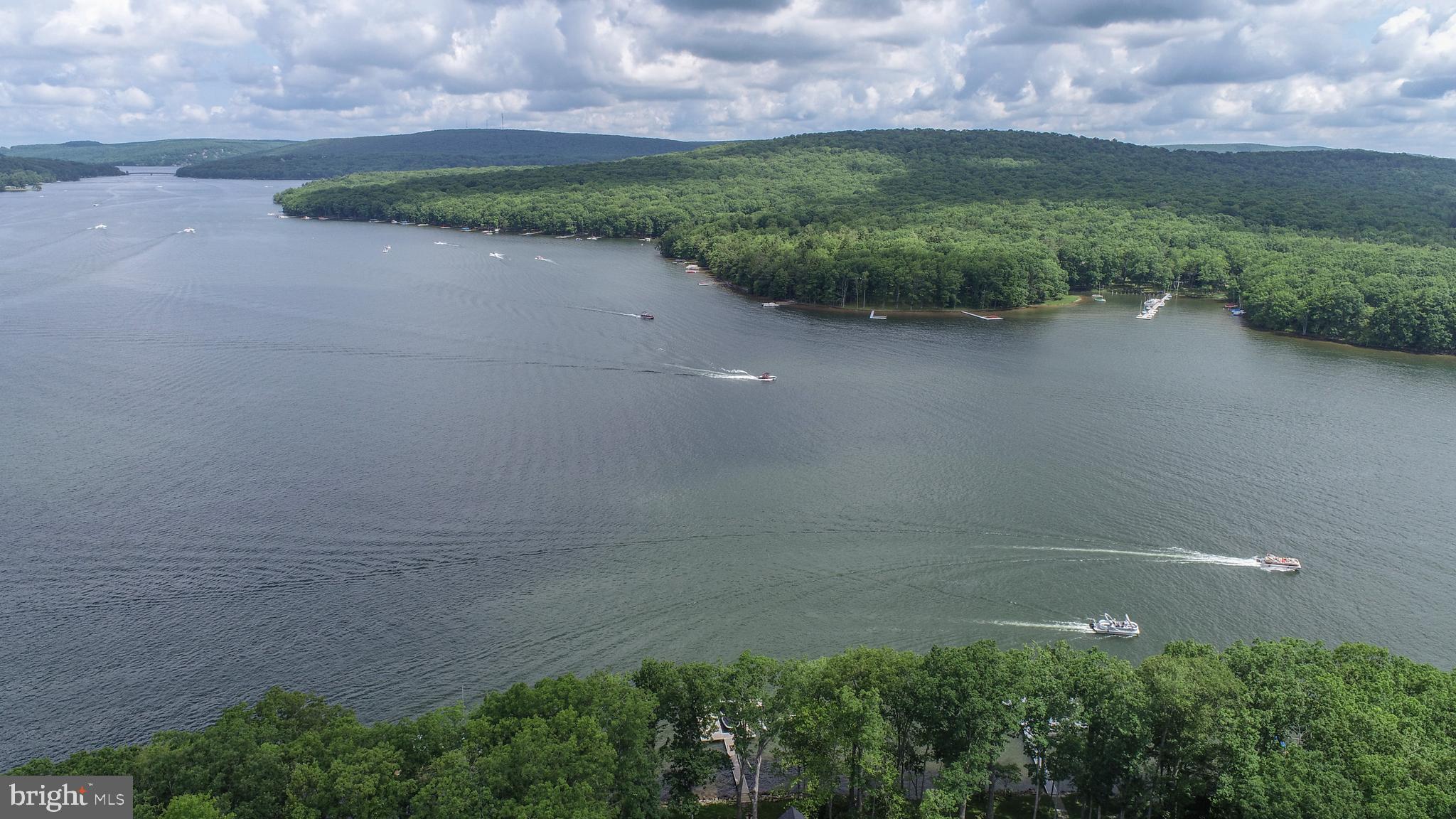 TURKEY NECK ESTATES - Residential