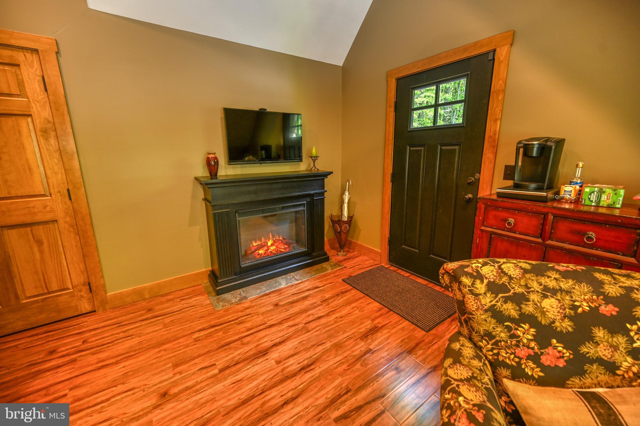 TURKEY NECK ESTATES - Residential