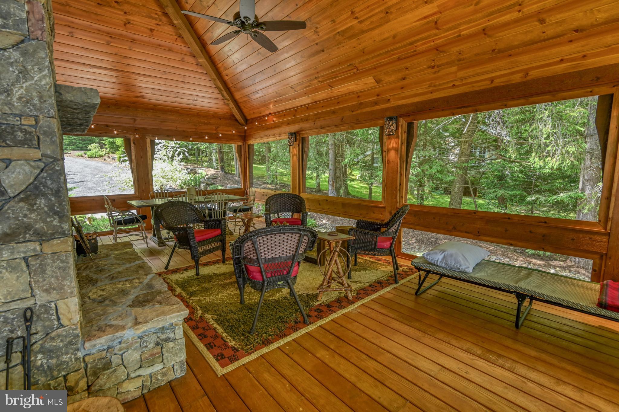 TURKEY NECK ESTATES - Residential