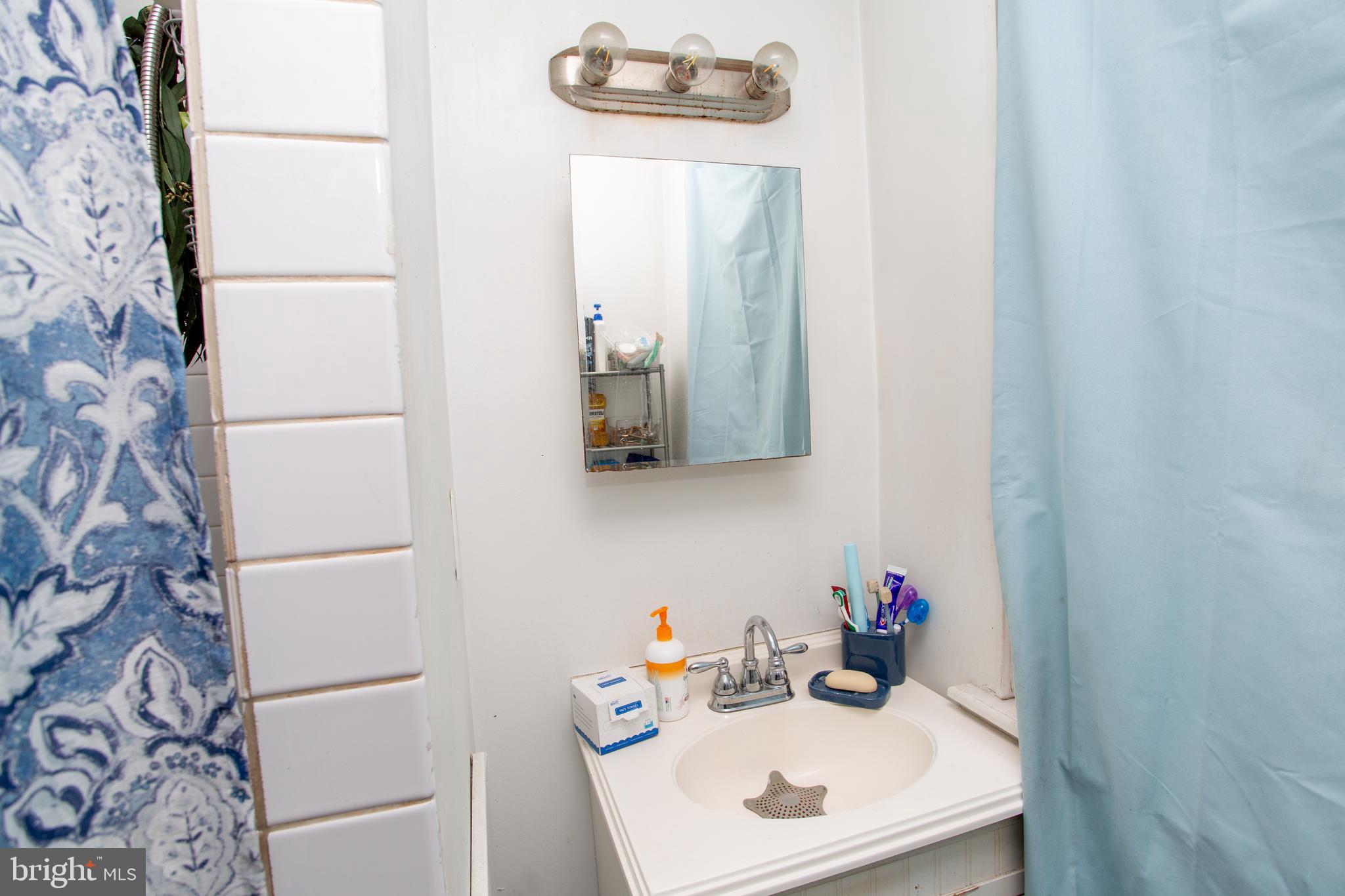 TACONY - Residential