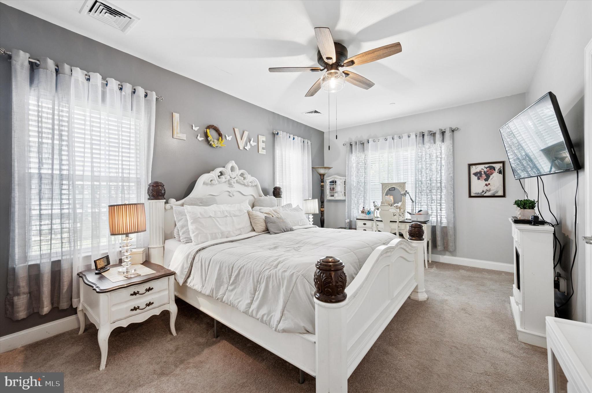 RESIDENCES AT BROOKHAVEN GLEN - Residential