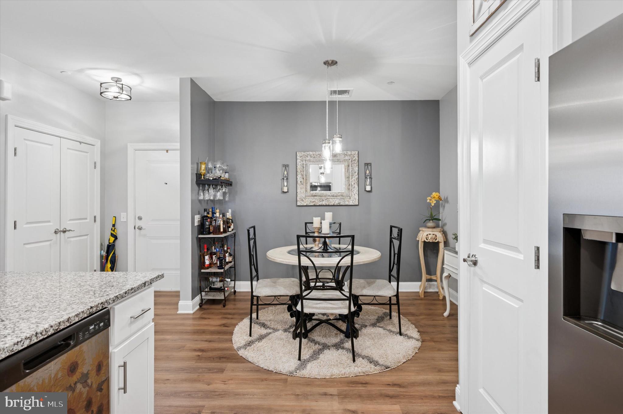 RESIDENCES AT BROOKHAVEN GLEN - Residential