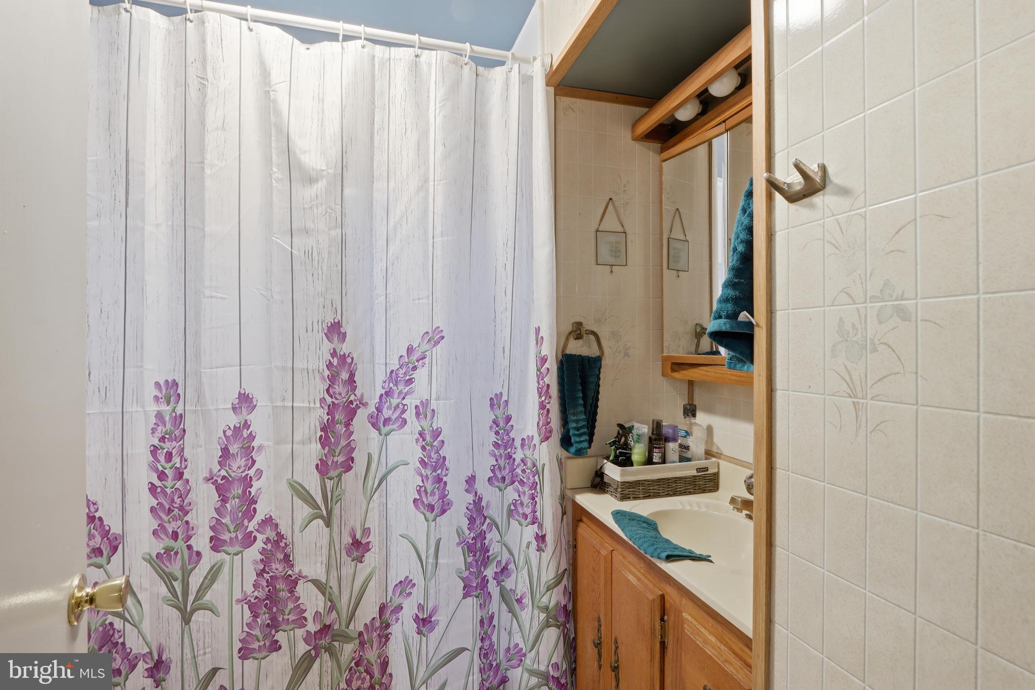 TOLLGATE - Residential