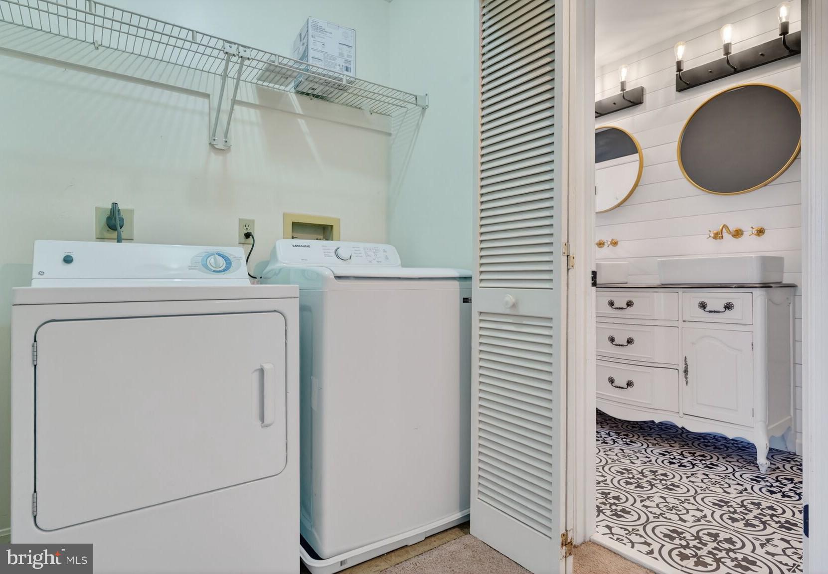 WINDBROOKE - Residential