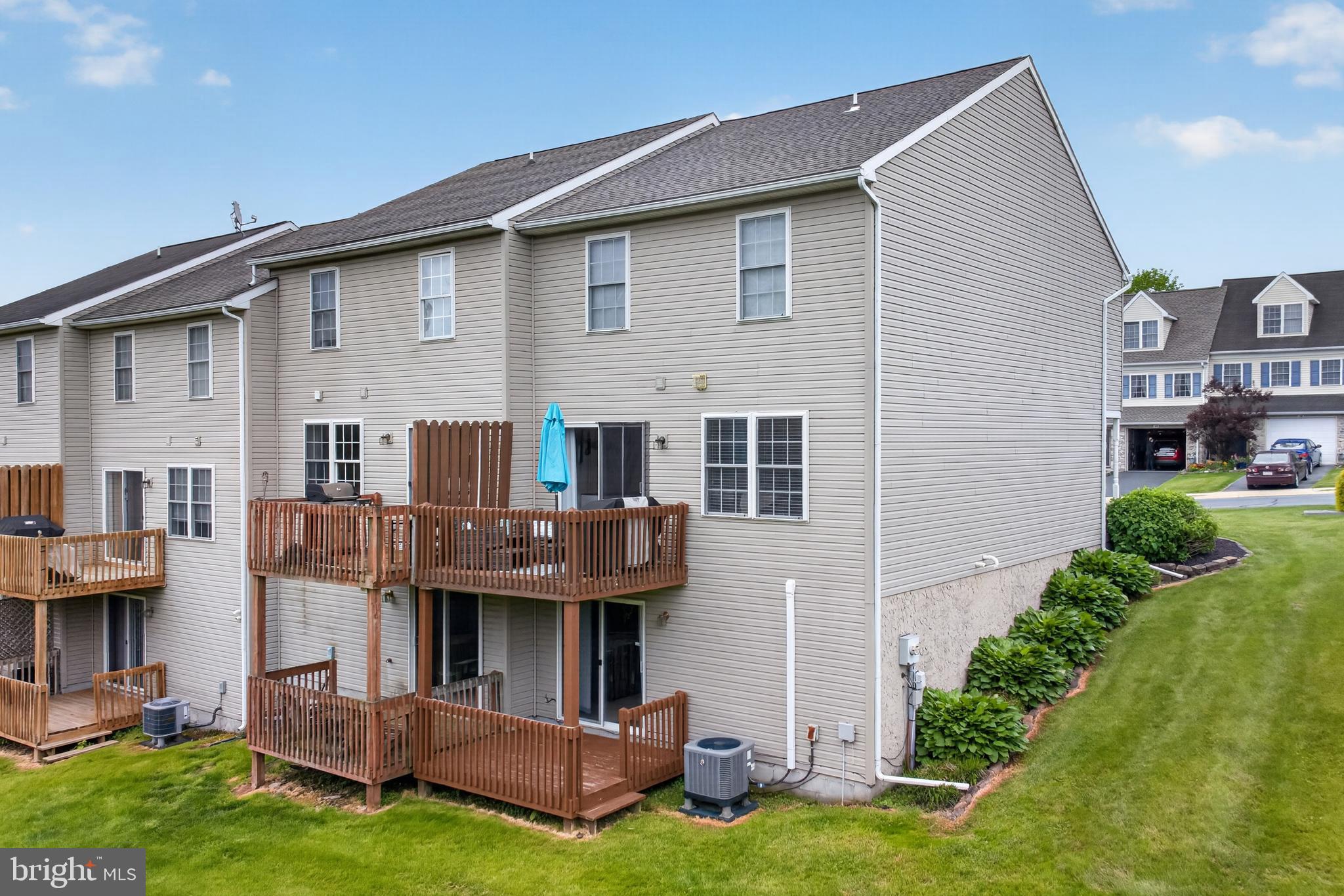 OAK RIDGE COMMONS - Residential