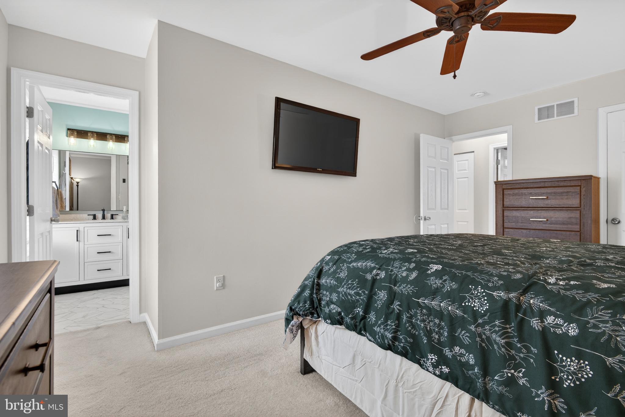 OAK RIDGE COMMONS - Residential