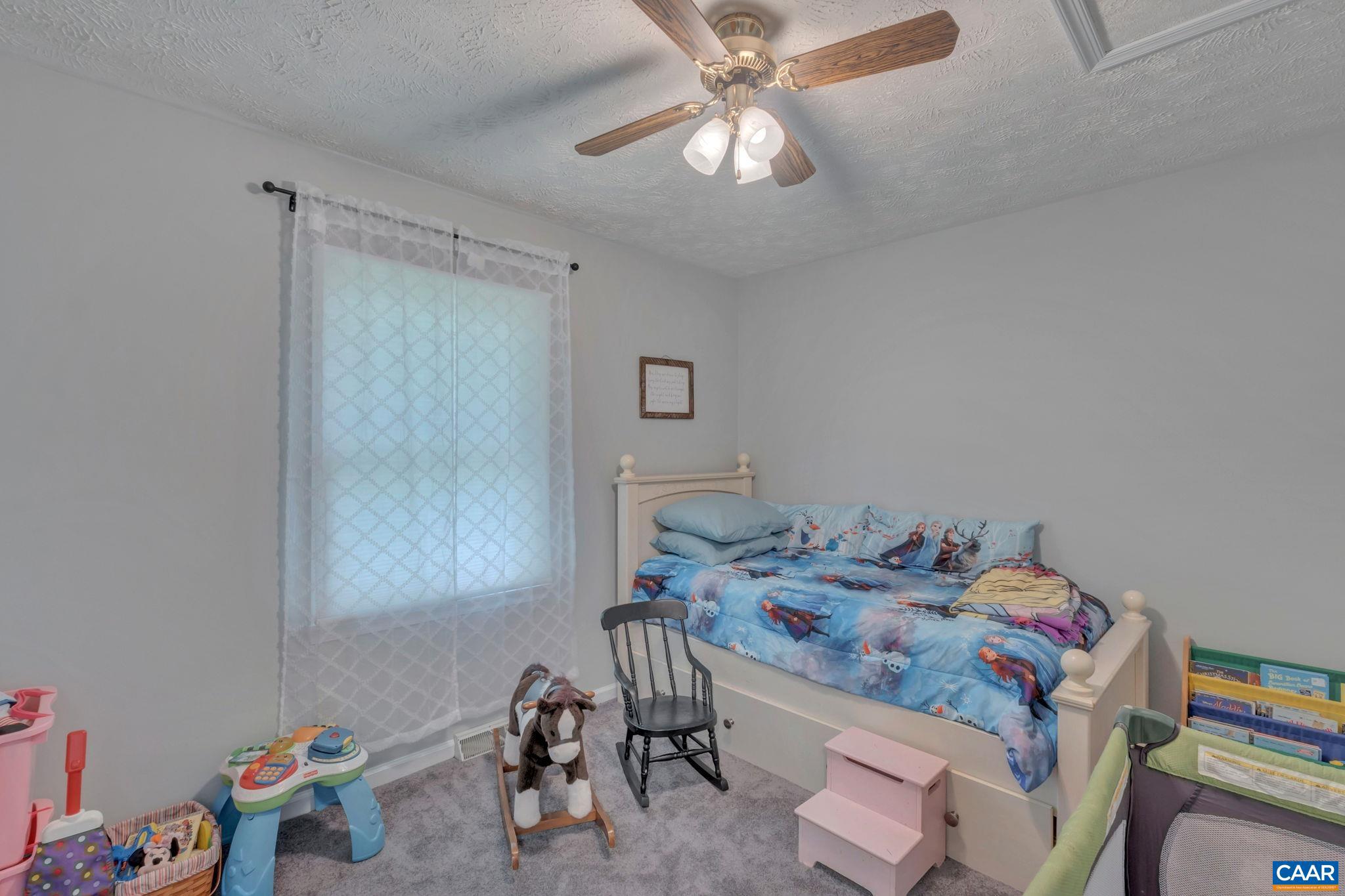 LAKE MONTICELLO - Residential