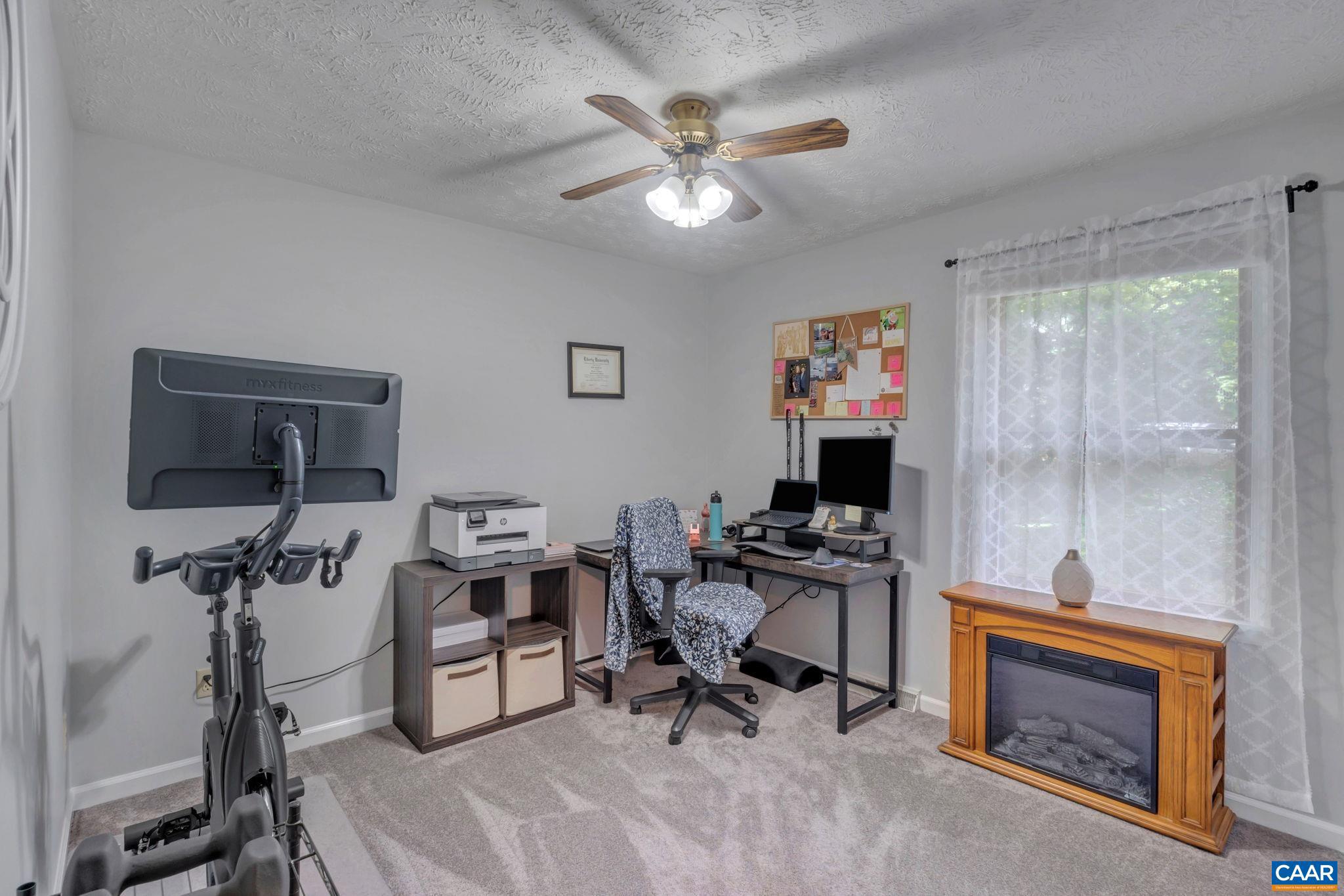 LAKE MONTICELLO - Residential