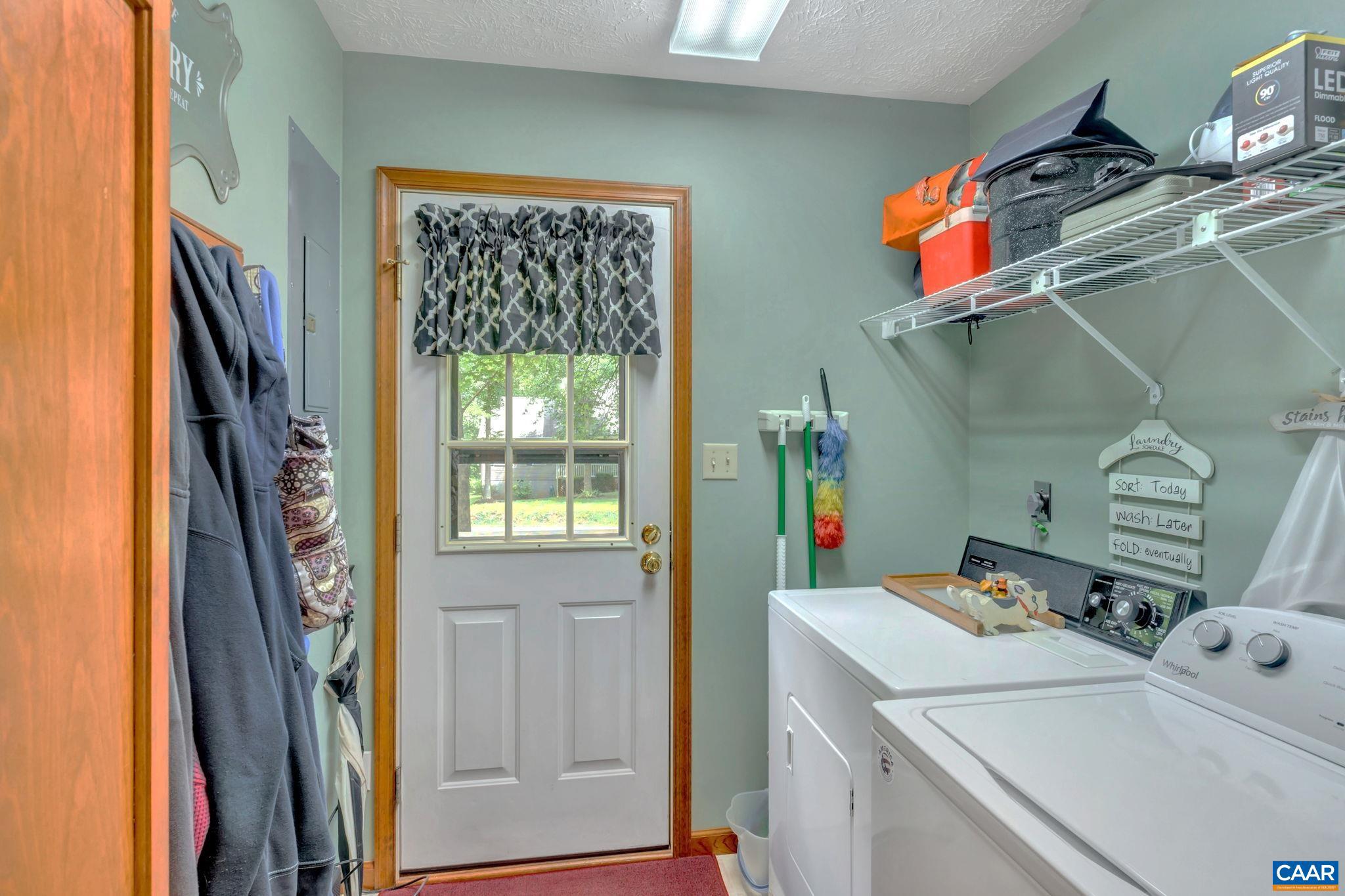 LAKE MONTICELLO - Residential