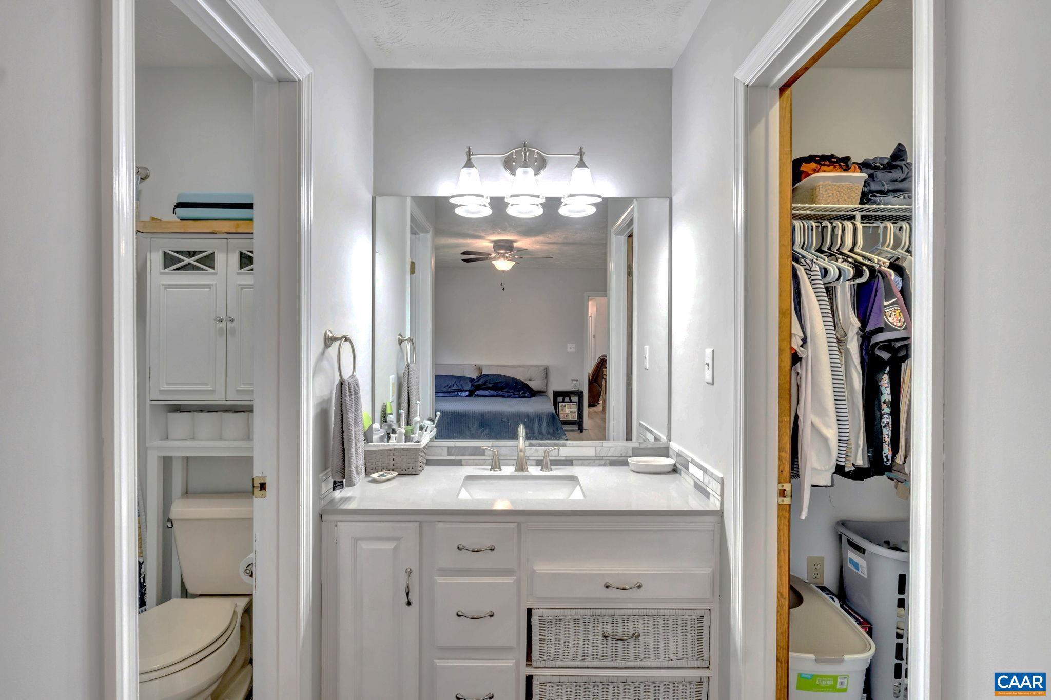 LAKE MONTICELLO - Residential