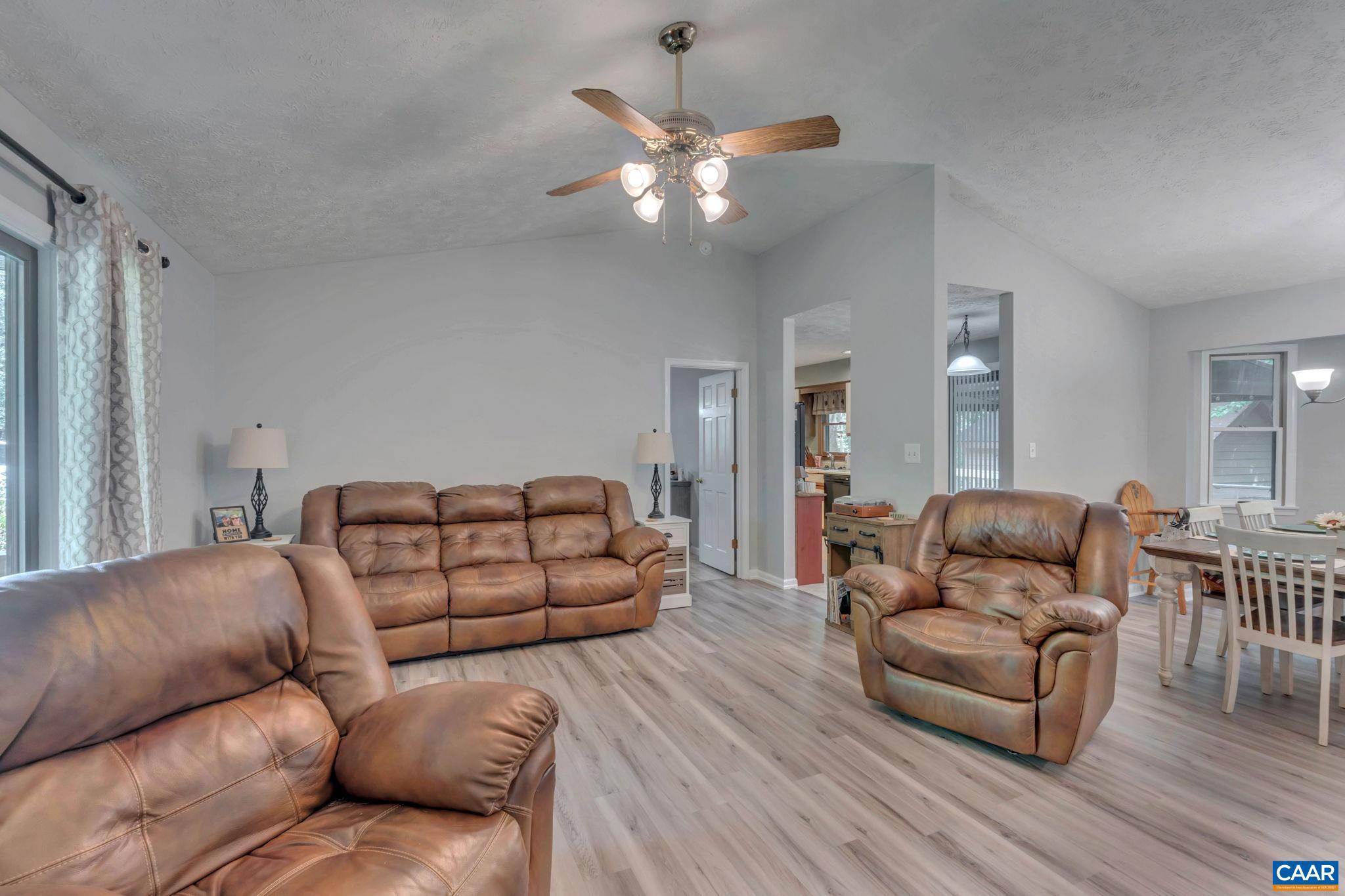 LAKE MONTICELLO - Residential