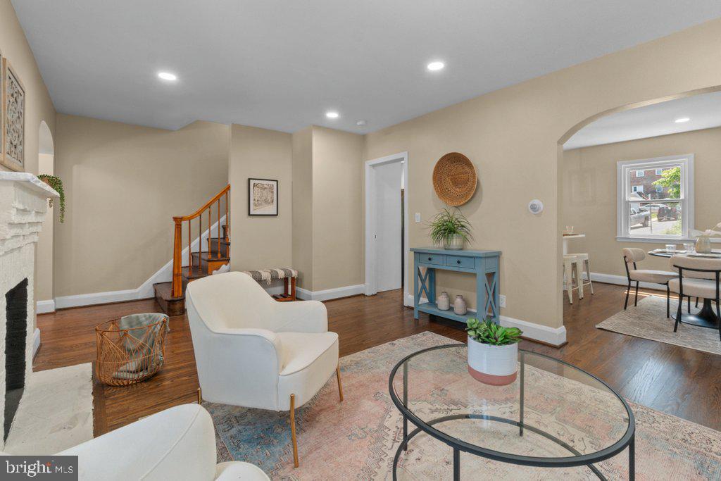 LINWOOD - Residential