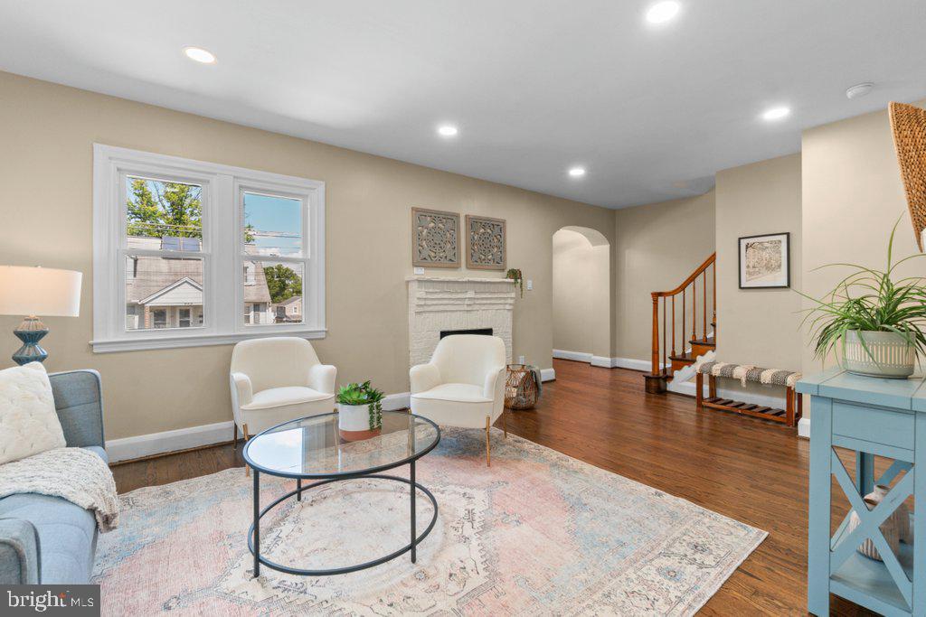 LINWOOD - Residential