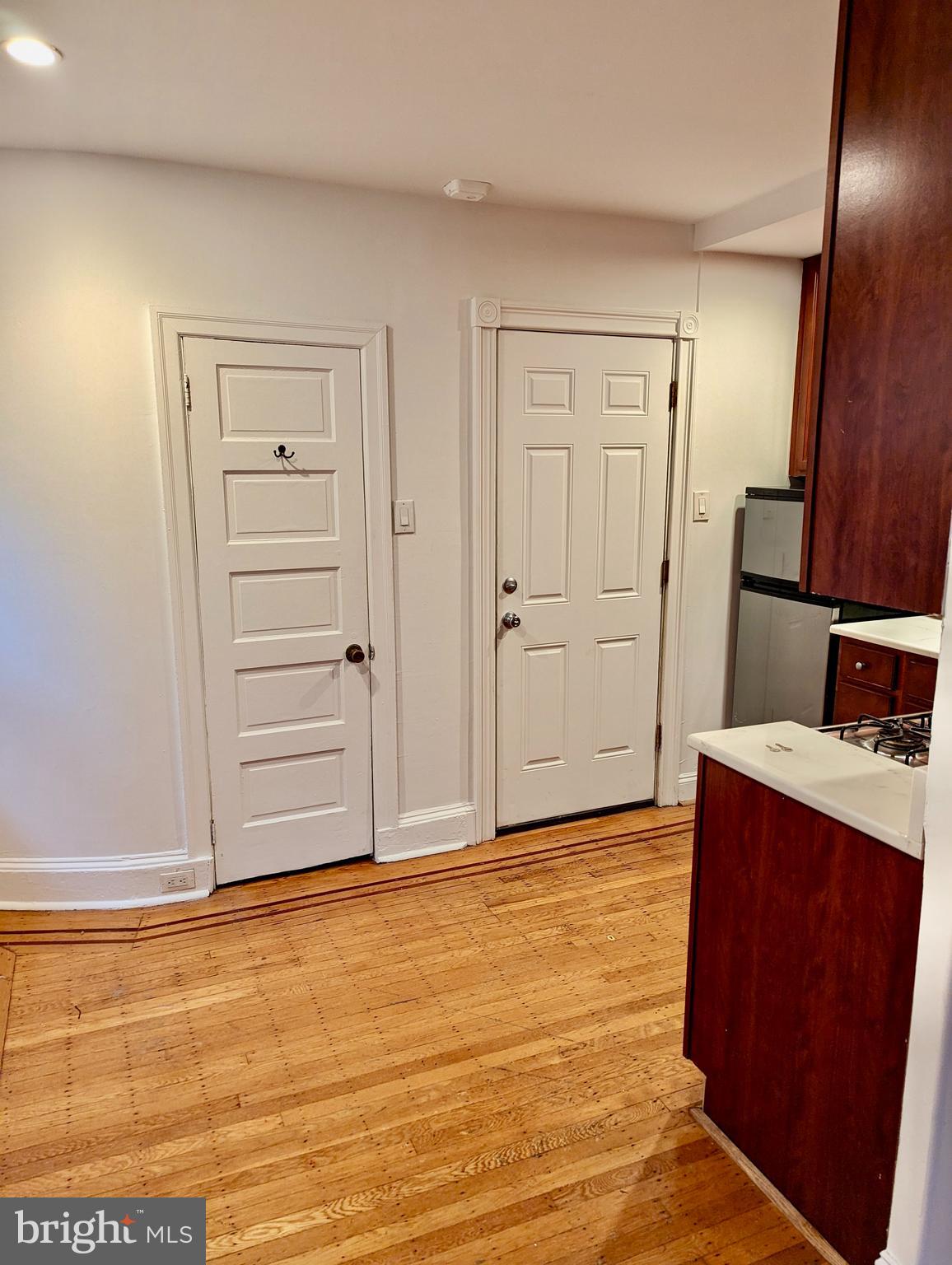 SOCIETY HILL - Residential Lease