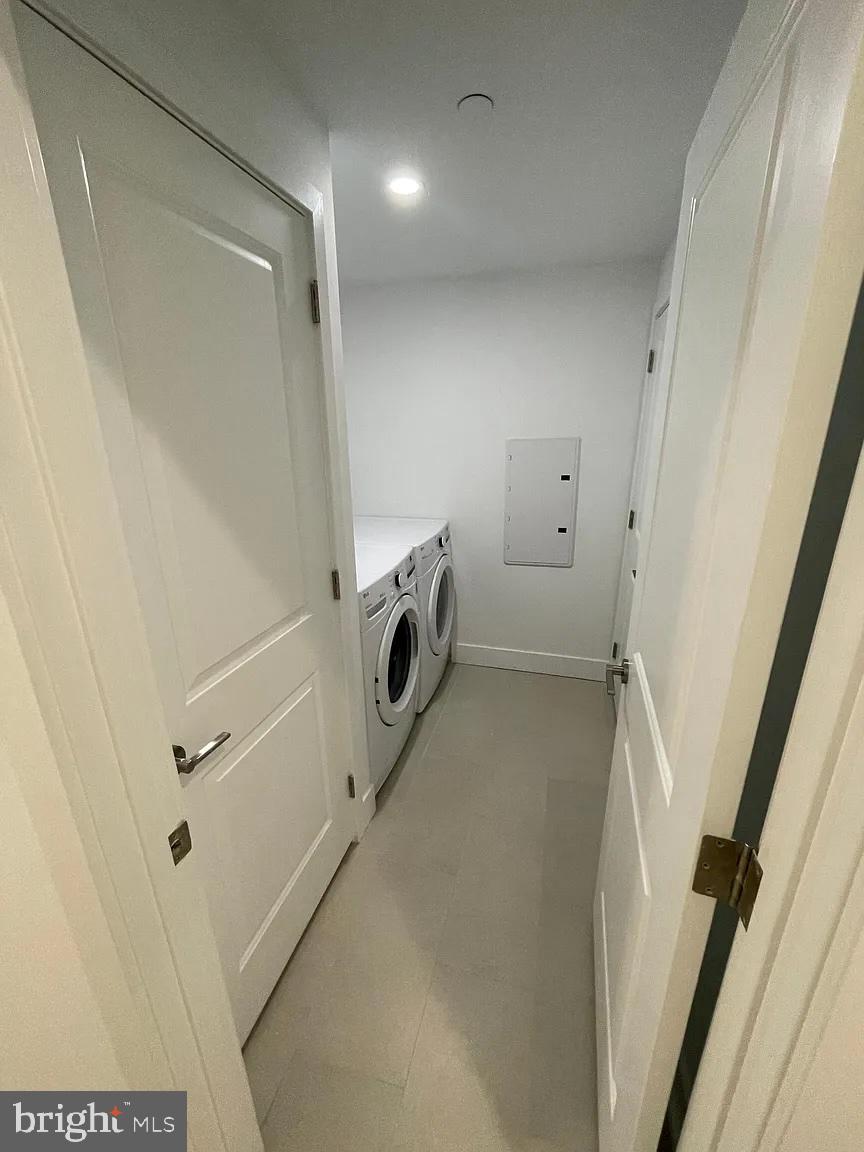 OLDE RICHMOND - Residential Lease