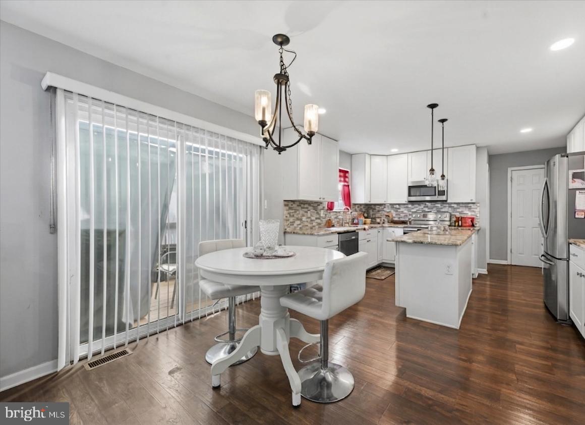 OAKWOOD - Residential