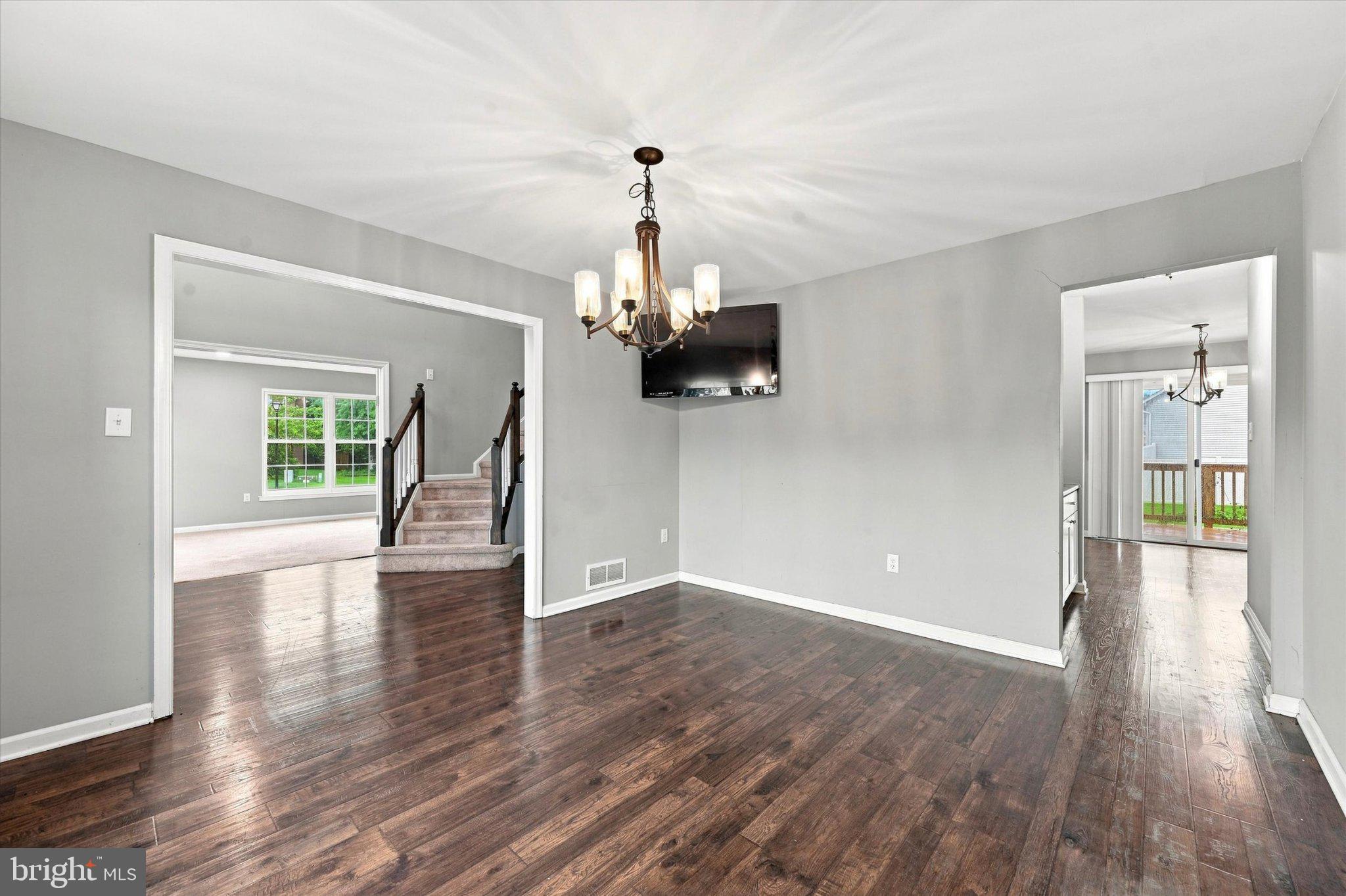 125 HANNUM DRIVE