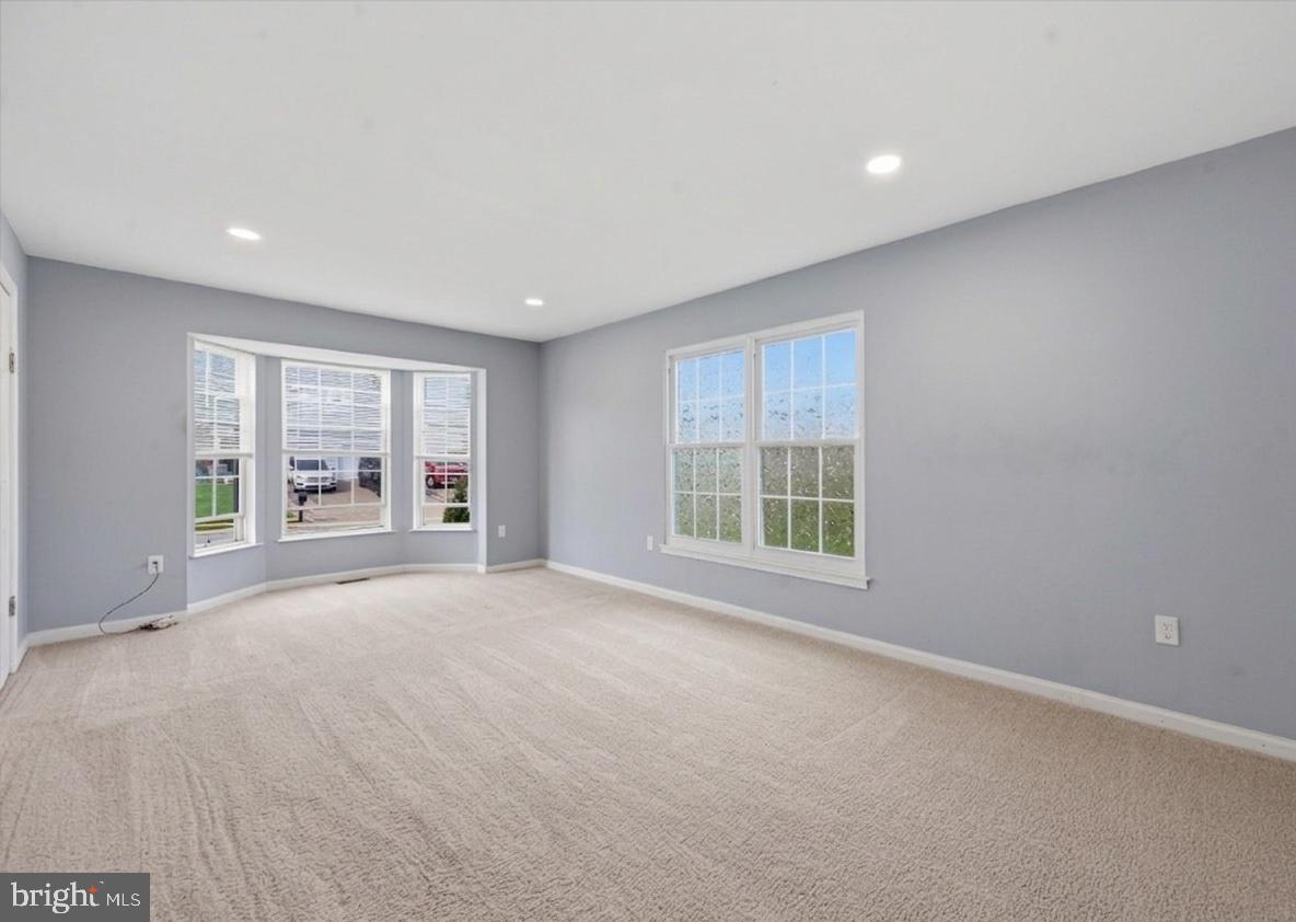 OAKWOOD - Residential