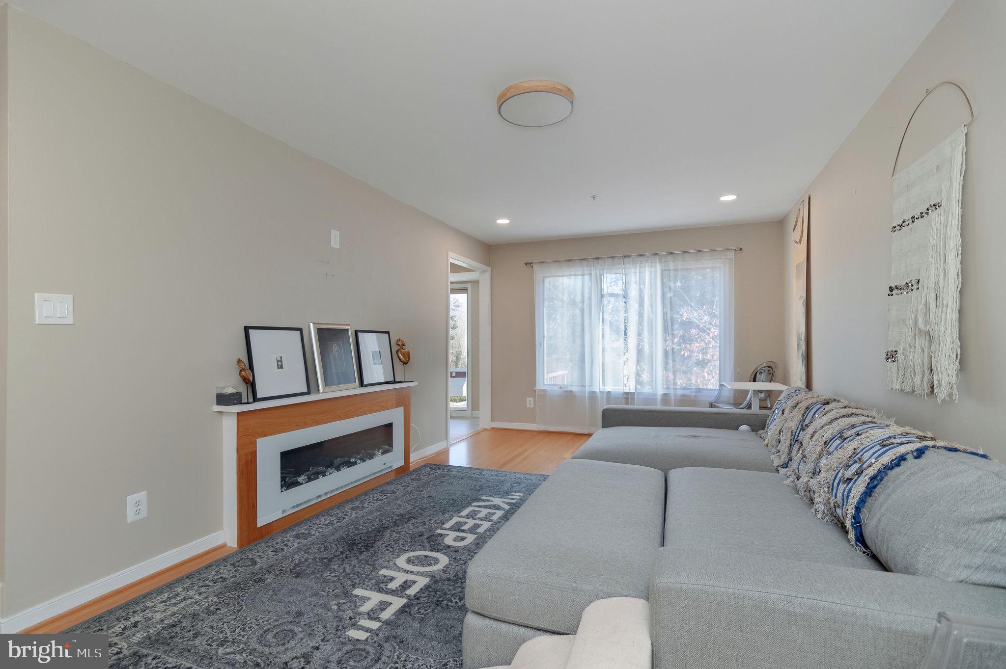 ROCKCREST - Residential