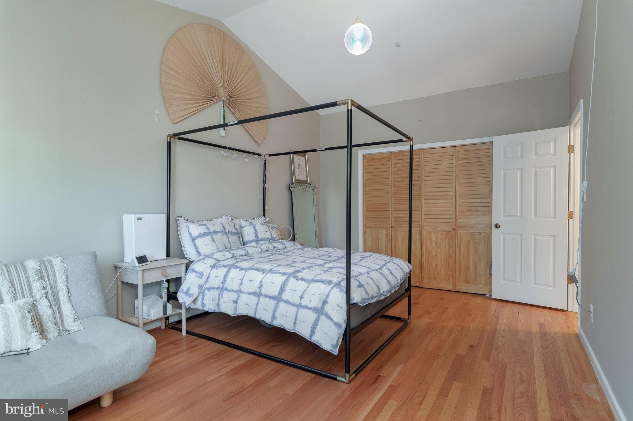 ROCKCREST - Residential